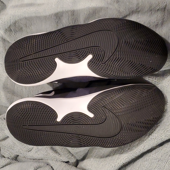 Nike Air Precision II - Picture 2 of 3